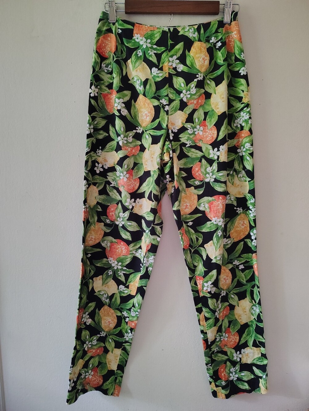 Vintage Talbots Lemon Fruit Trousers 4 Cotton Euro Summer Vacation Floral Boho